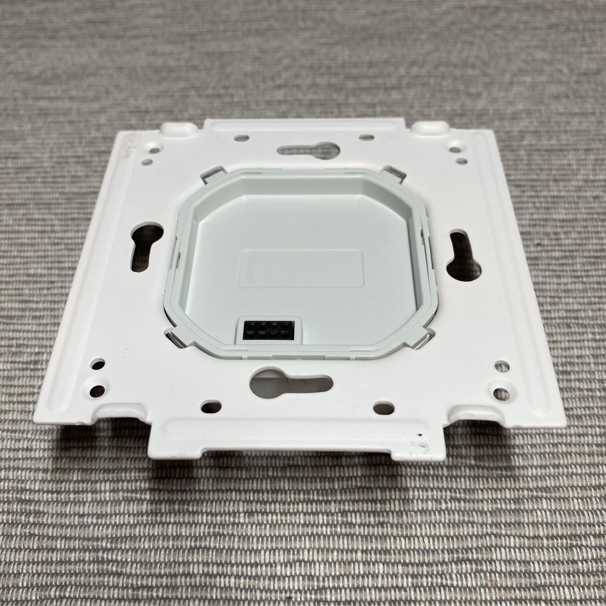 h1 wired plate flat